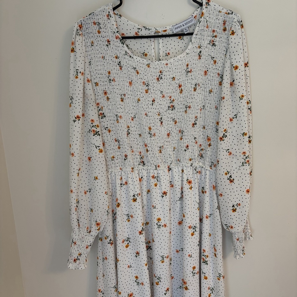 Piper & Scoot White Floral Long Sleeve Smocked Dress Womens XL Long Sleeve